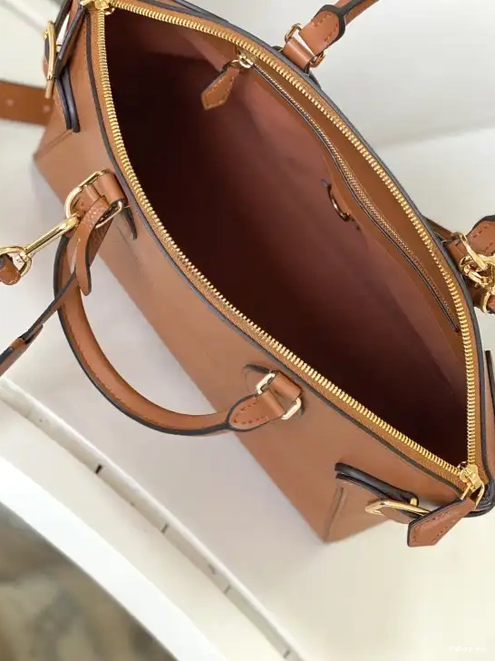 IT VUITTON LOCK MM LOUIS 0516